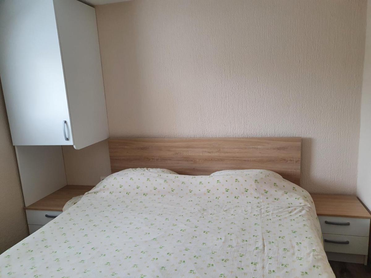 Apartma Joy Lejlighed Izola Eksteriør billede